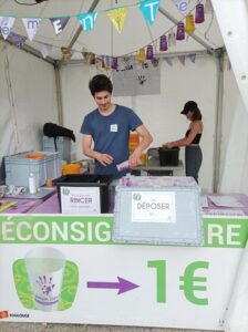 Stand de déconsigne à Luluberlu