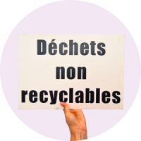 photos-materiel-vaisselle_panneau-non-recyclable